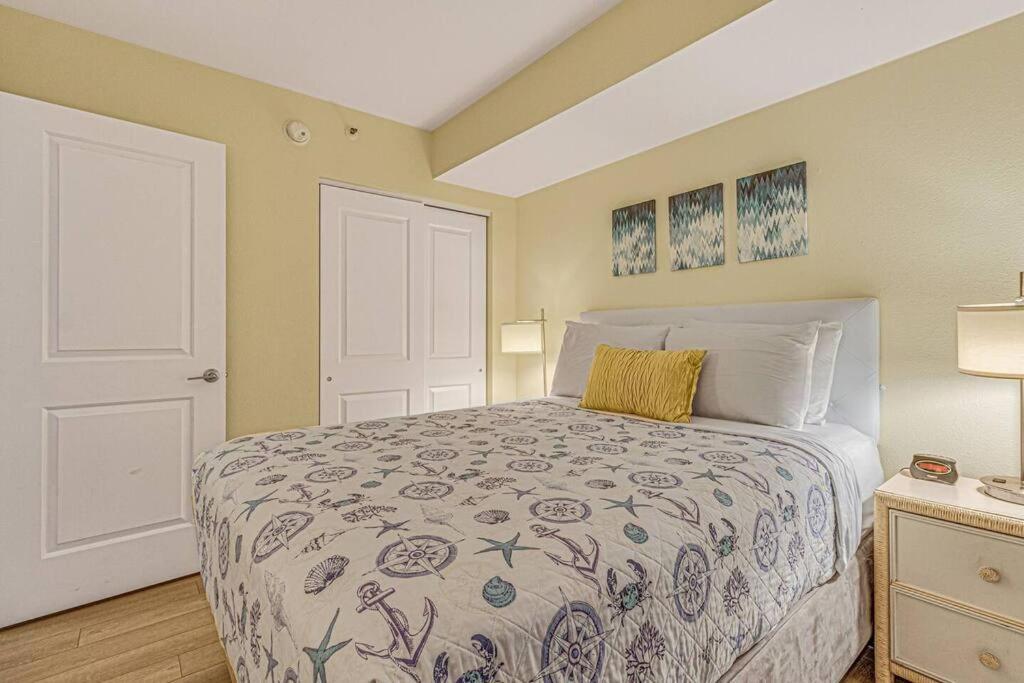 Breathtaking Oceanfront Suite Grand Cayman 451 Миртъл Бийч Екстериор снимка