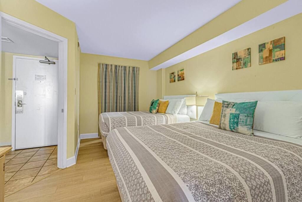Breathtaking Oceanfront Suite Grand Cayman 451 Миртъл Бийч Екстериор снимка