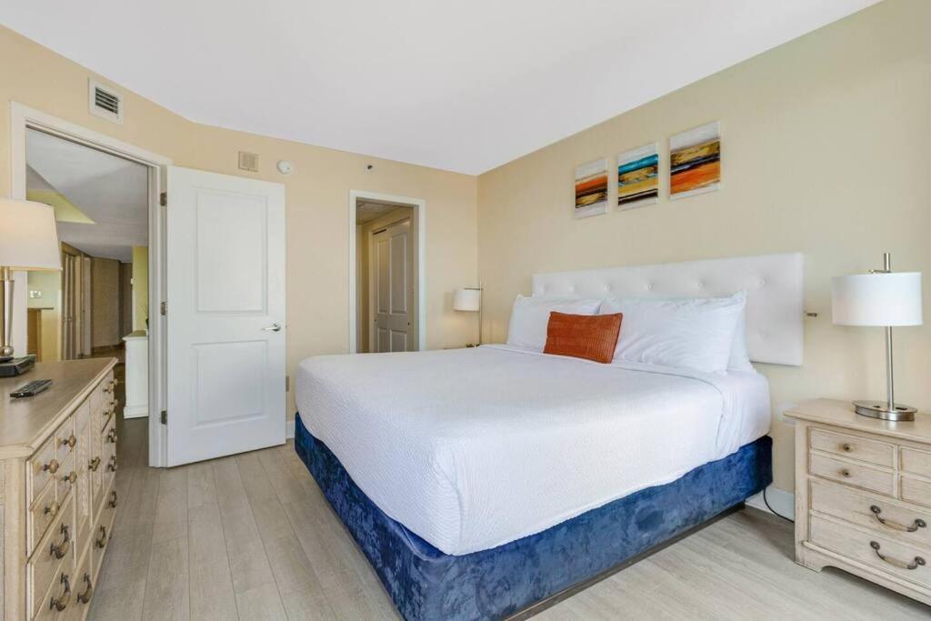Breathtaking Oceanfront Suite Grand Cayman 451 Миртъл Бийч Екстериор снимка